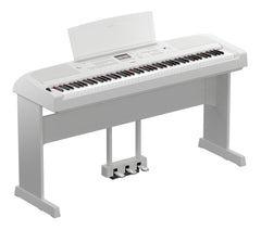 Yamaha DGX670 WH Digital Piano Stage