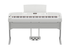 Yamaha DGX670 WH Digital Piano Stage